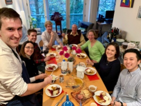 Friends & family gathered for Thanksgiving in London